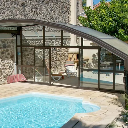 Marseillan: Cityscape Views With Shared Pool And Garden Apartment *